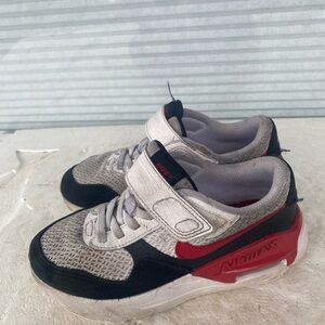 Nike DQ0285-117 Kids Boy’s Black, Red, and White Sneakers Size 13C